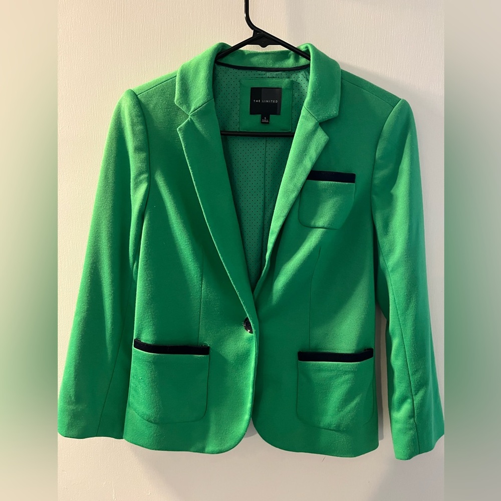 Green cotton blazer with navy detail, short length